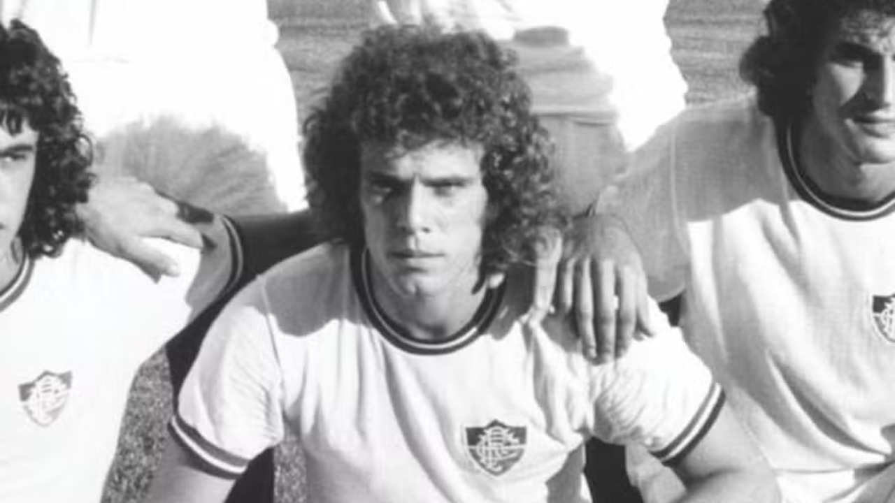 Futebol Brasileiro Lamenta a Perda de Manfrini, Ídolo de Fluminense e Botafogo, aos 75 Anos