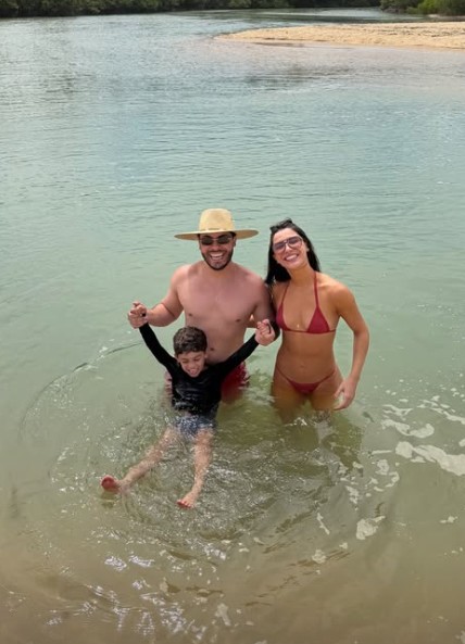 Murilo Huff Celebra Aniversário do Filho Léo e Embarca para Viagem com a Noiva