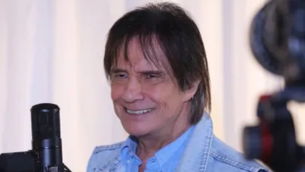 Boletim Médico: Equipe de Roberto Carlos atualiza estado de saúde do cantor com Covid-19