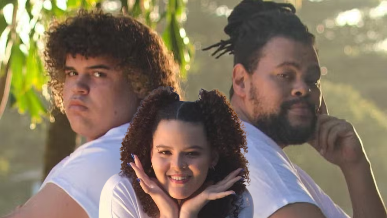 Filha de Babu Santana celebra liderança no BBB 26 e comenta vida amorosa do pai