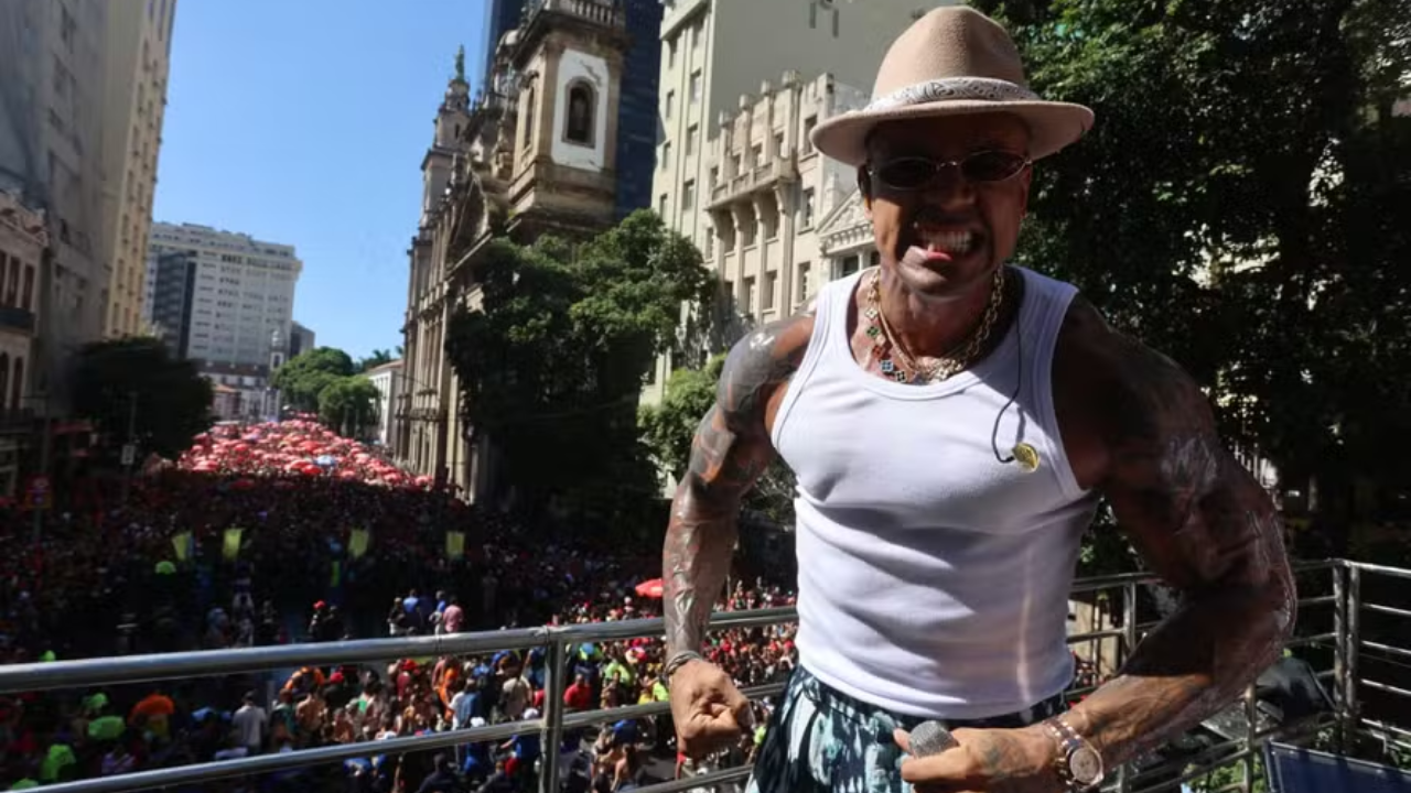 Léo Santana Sacode o Centro do Rio com o Bloco da Gold no Carnaval 2026