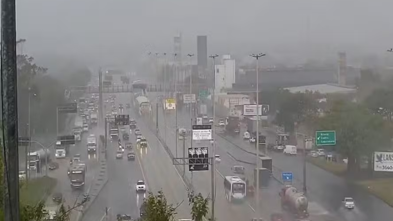 Rio de Janeiro em Alerta: Chuva Intensa e Queda de Temperatura Marcam Terça-Feira