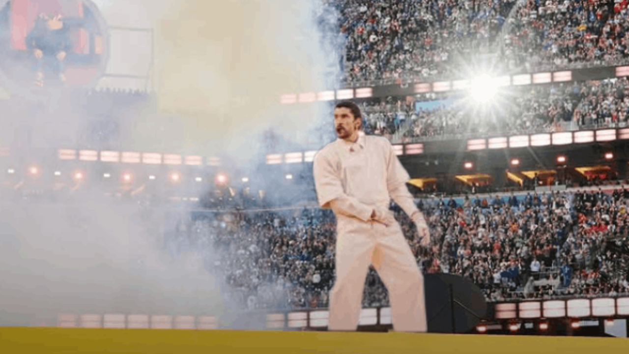 Polêmica no Super Bowl: Donald Trump critica performance de Bad Bunny e acende debate político