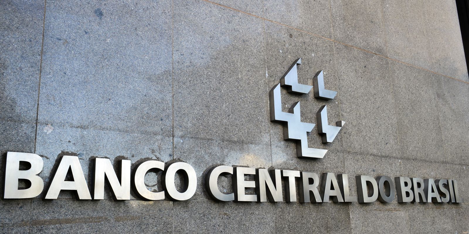 Banco Central regulamenta novas regras do CMN para uso do FGC por instituições financeiras