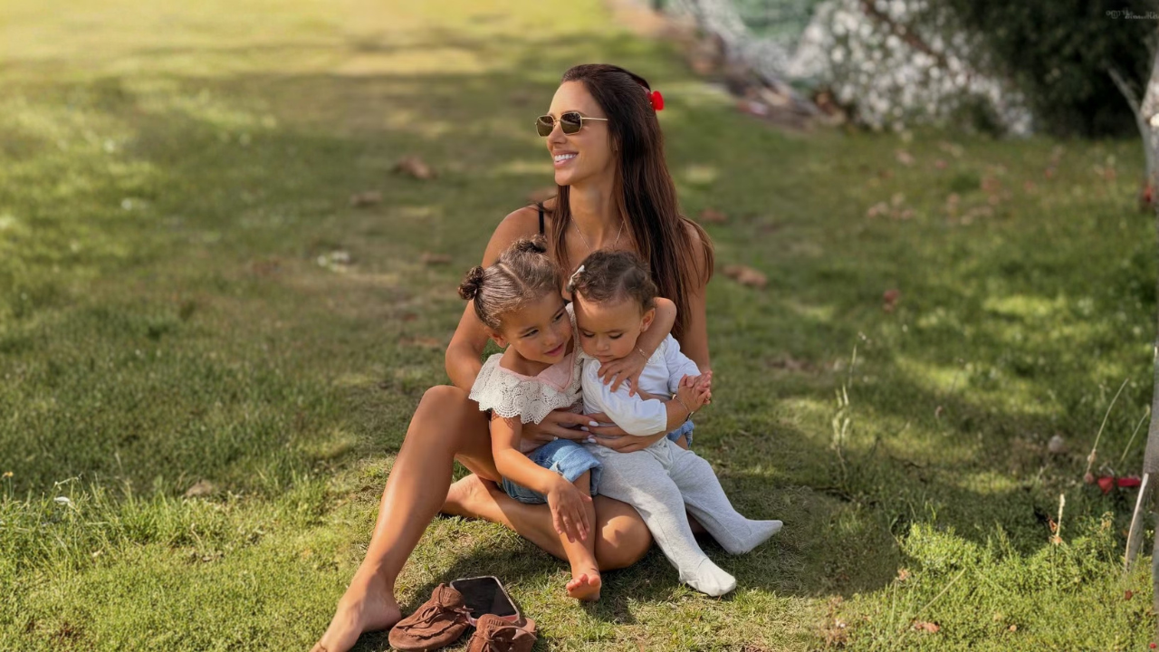 Bruna Biancardi celebra momentos com as filhas Mavie e Mel