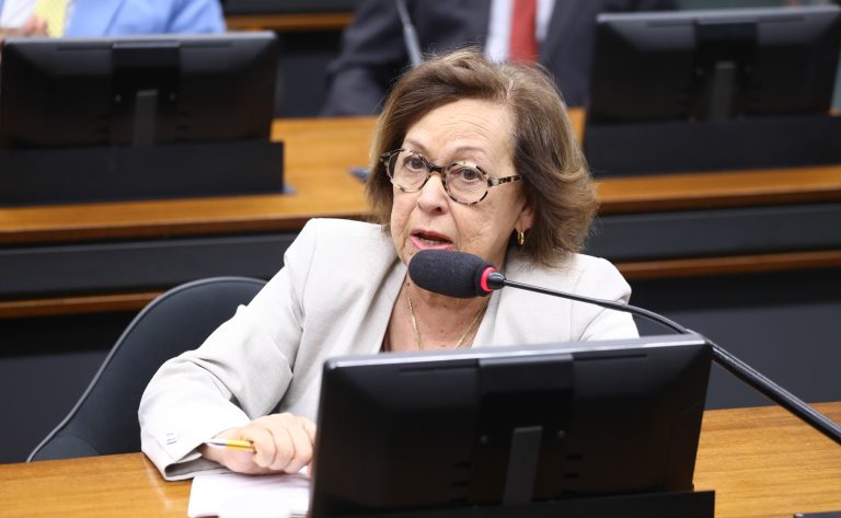 Comissão de Educação aprova programa de alimentação para institutos federais e educação profissional
