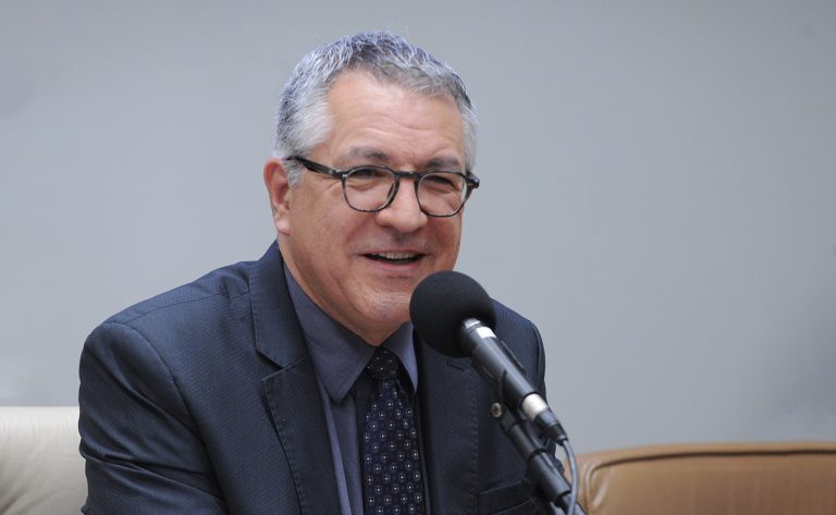 Ministro da Saúde Alexandre Padilha discute prioridades da pasta com a Câmara