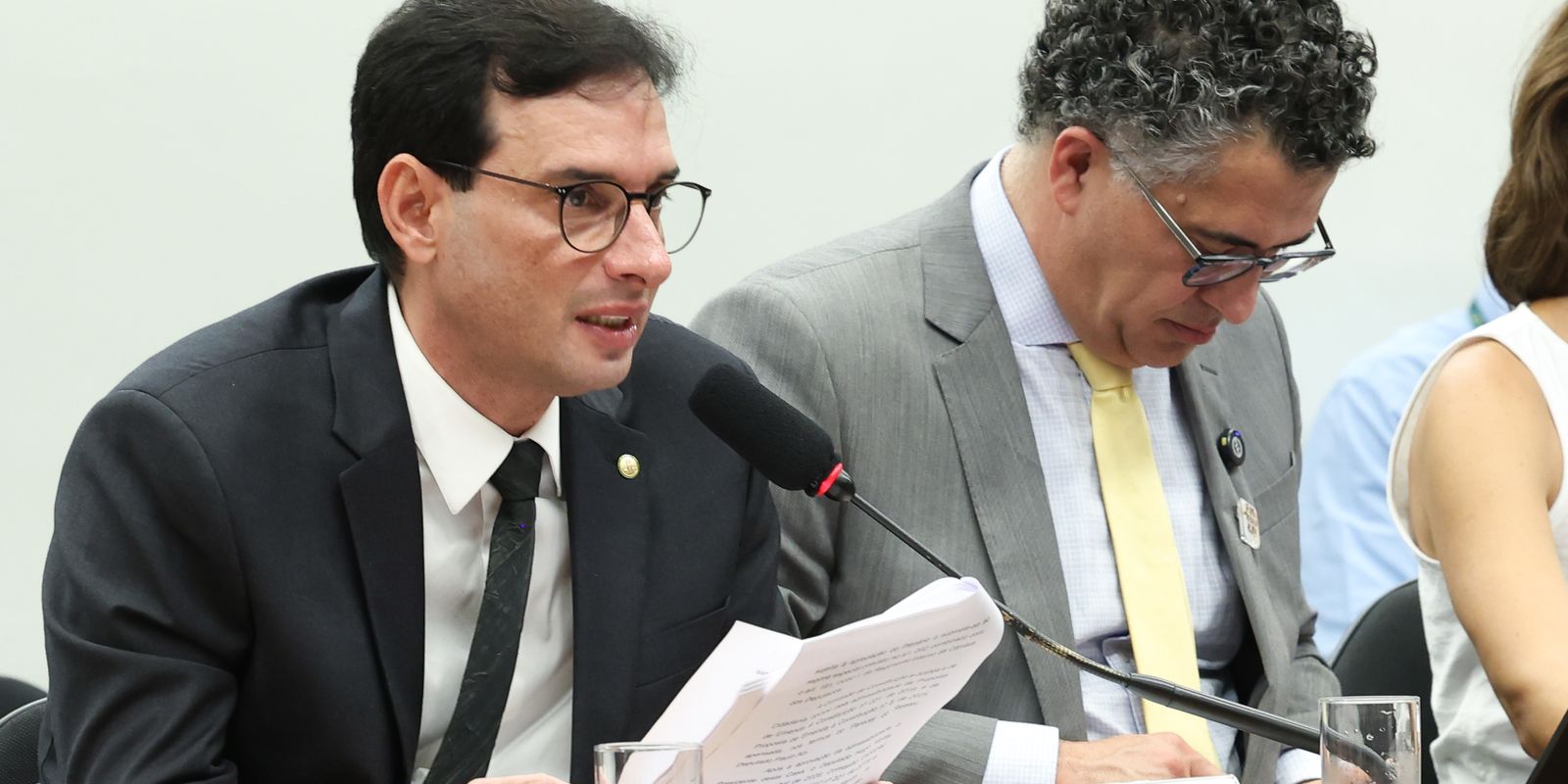 Relator da PEC 221/19 propõe fim da escala 6x1 com repouso semanal preferencialmente aos domingos