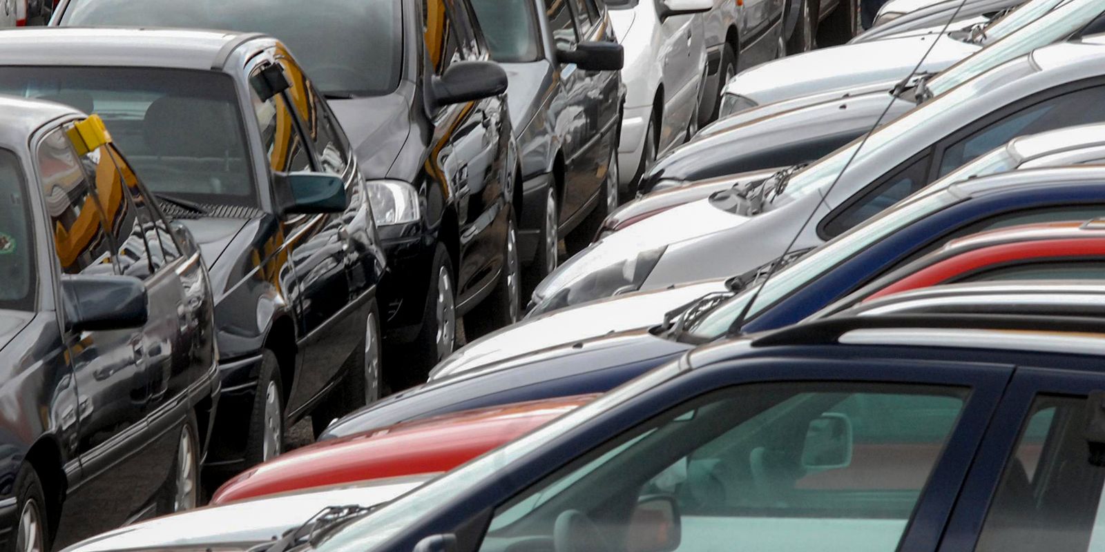 Financiamento de veículos no Brasil cresce 11,8% em abril, revela Trillia