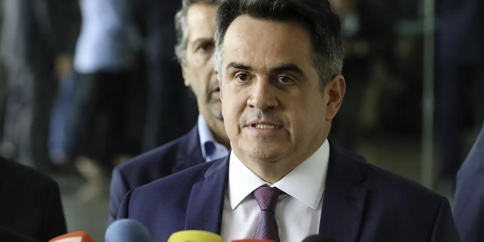 Mesada e viagens custeadas: PF detalha supostas vantagens a Ciro Nogueira