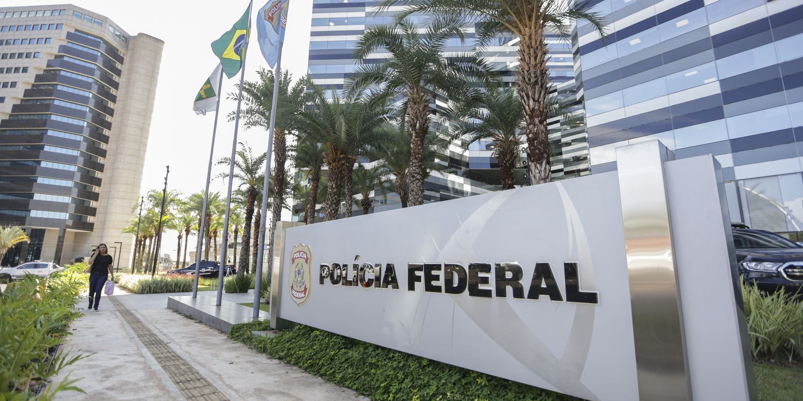 Henrique Vorcaro, pai do ex-banqueiro, é preso na 6ª fase da Operação Compliance Zero por liderar a milícia ‘A Turma’