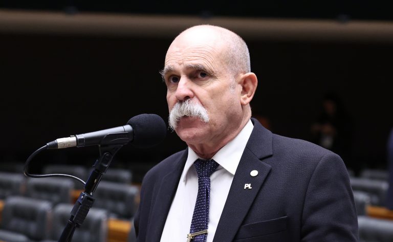Câmara dos Deputados aprova campanha educativa nacional contra o desaparecimento de crianças