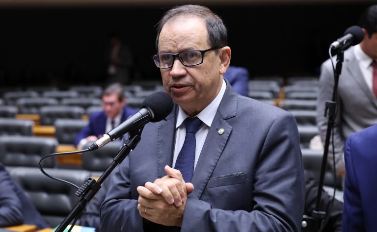 Comissão aprova programa de transporte público para municípios do interior