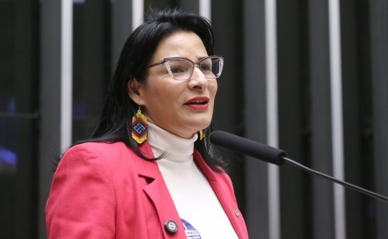 Comissão aprova divórcio póstumo para vítimas de feminicídio na Câmara