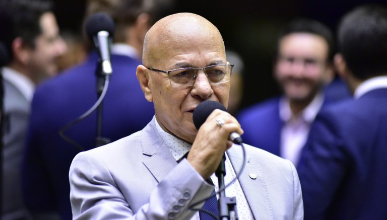 Comissão da Câmara aprova regra para divisão de lucros de empresa em divórcio