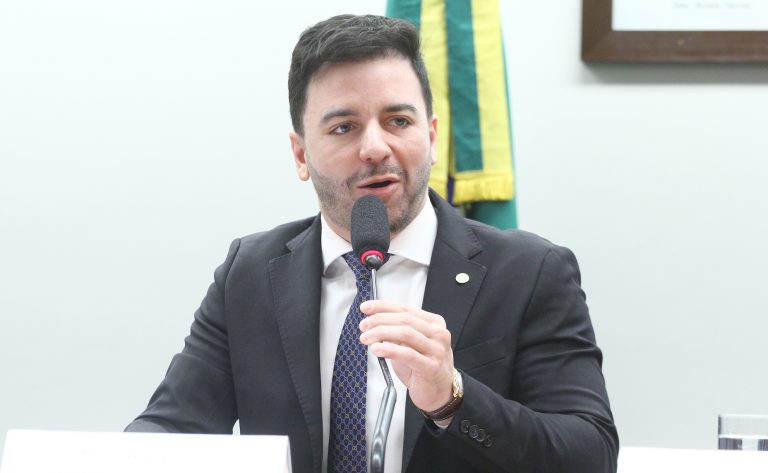 Comissão aprova PL que exige ressarcimento de poluidor por danos ambientais