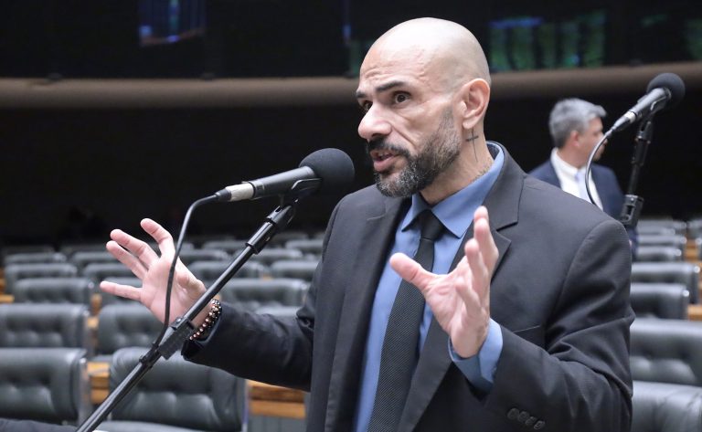 Comissão da Câmara aprova novas regras para a segurança de motoristas de aplicativo