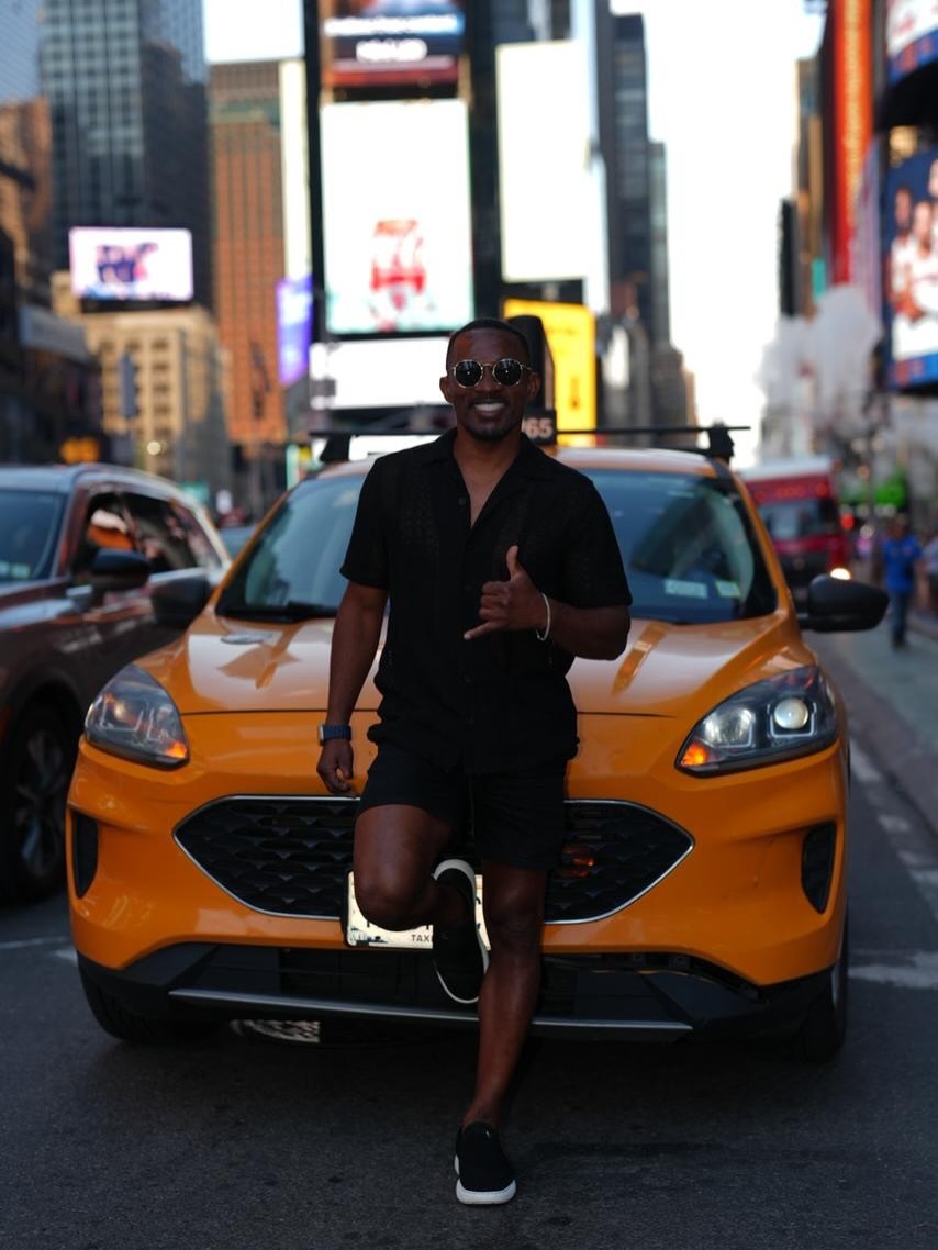 Pai de Endrick celebra momento único dirigindo em Nova York