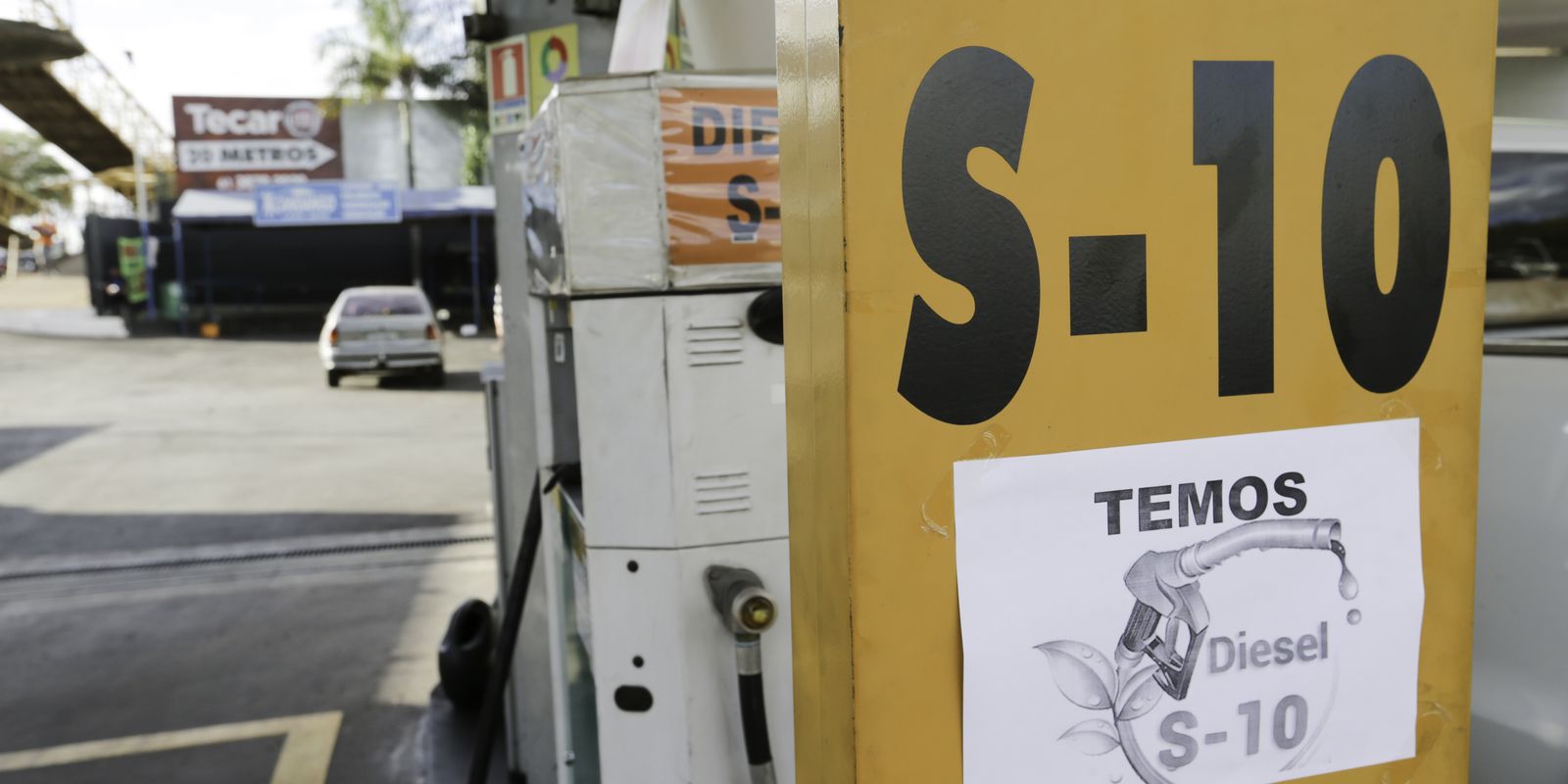 Petrobras adere à subvenção do diesel e ajusta preço em R$ 1,12