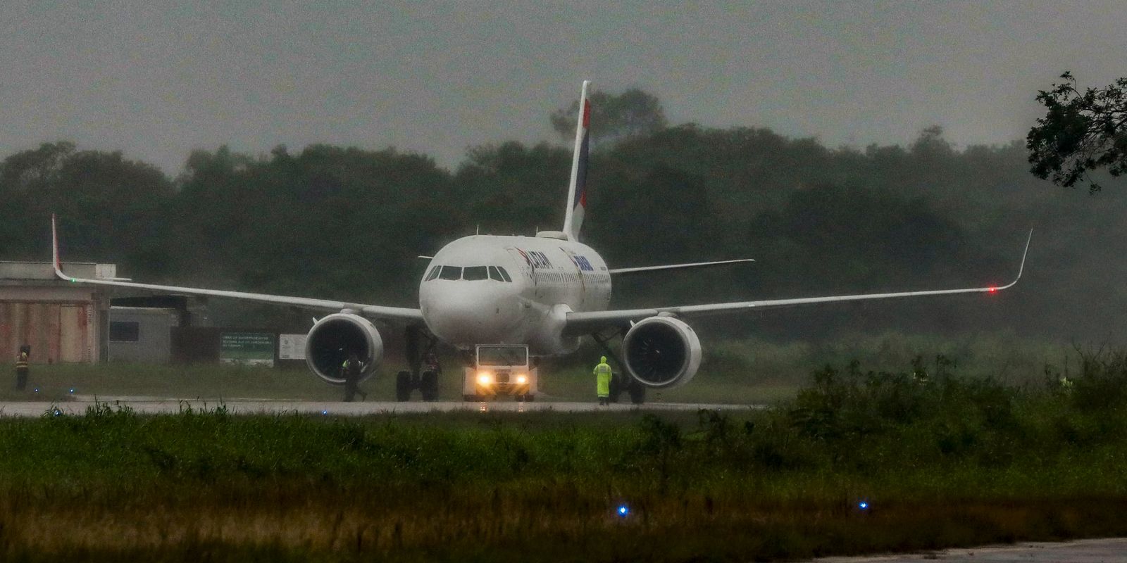 Falha técnica em São Paulo interrompe voos em aeroportos