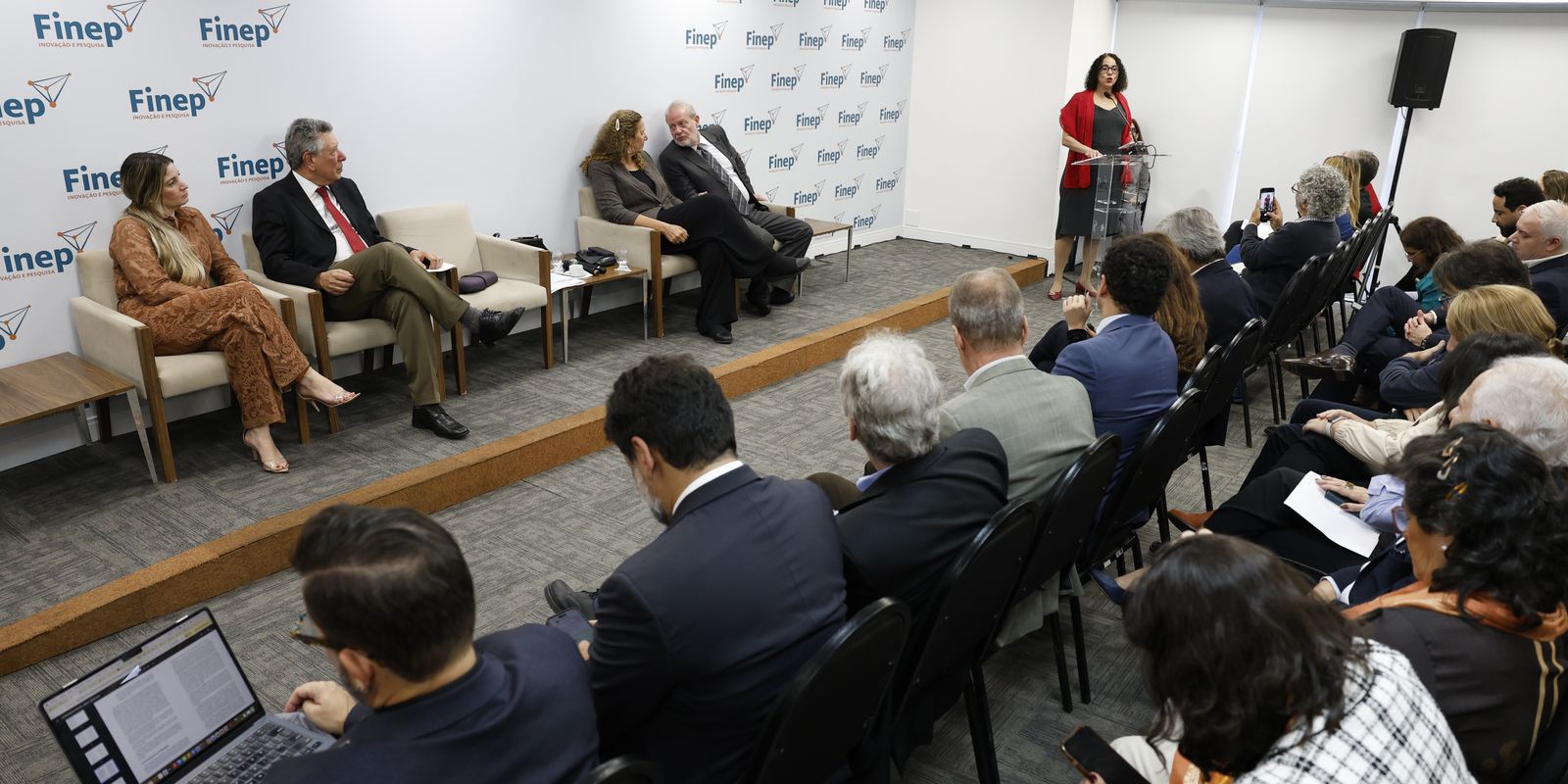Novo programa Tecnova destina R$ 360 milhões para inovação em pequenas empresas