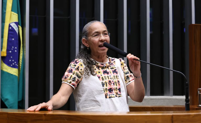 Proposta define prazos máximos para atendimento de saúde de crianças e adolescentes