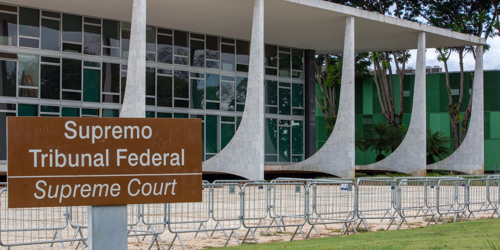 STF autoriza pagamento retroativo de penduricalhos, com limites