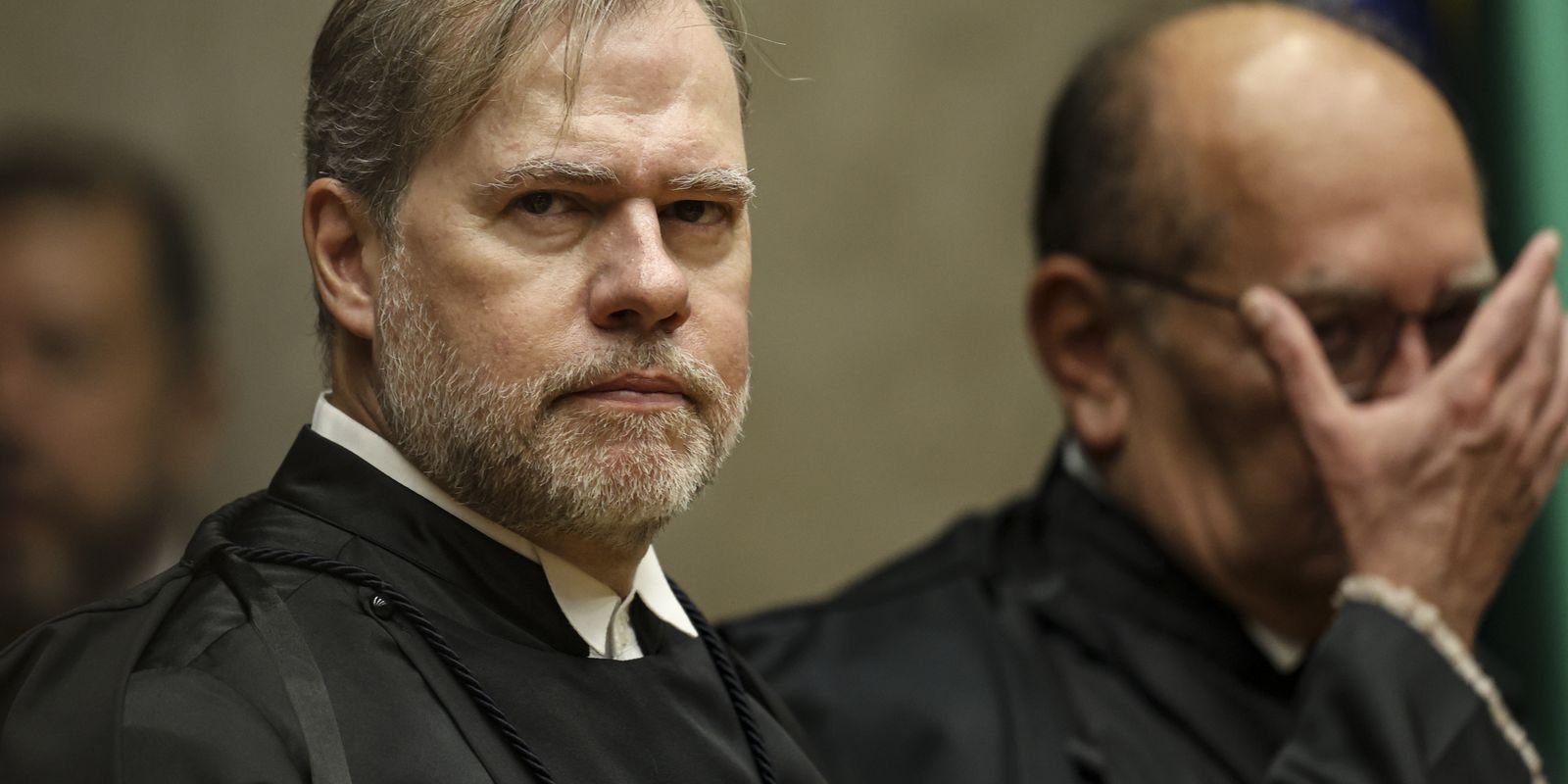 Dias Toffoli assume presidência do TSE e ressalta papel do eleitor