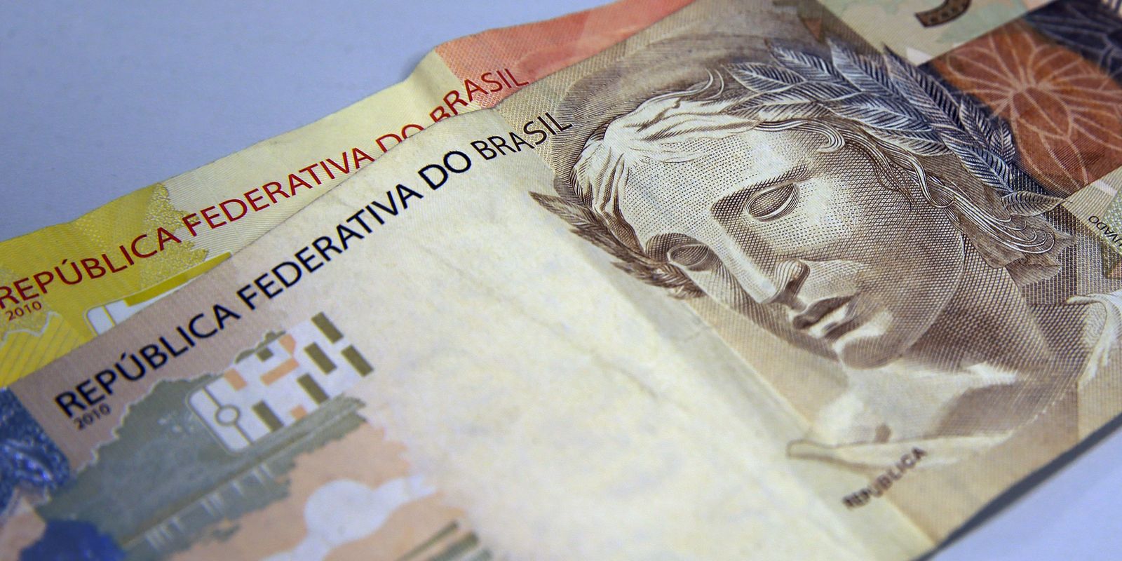 Novo pagamento do Bolsa Família contempla beneficiários com NIS final 7 nesta segunda