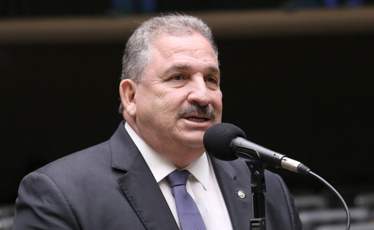 Comissão da Câmara aprova autorização para custeio de água e luz em feiras
