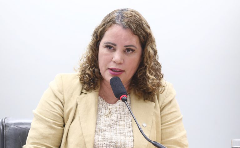 Comissão de Educação da Câmara aprova política nacional de saúde nas escolas