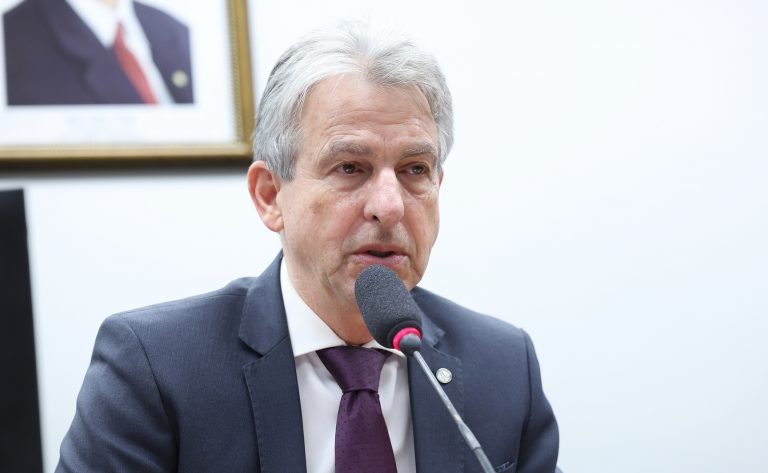 Comissão de educação da Câmara debate Fies e formação médica em audiência pública