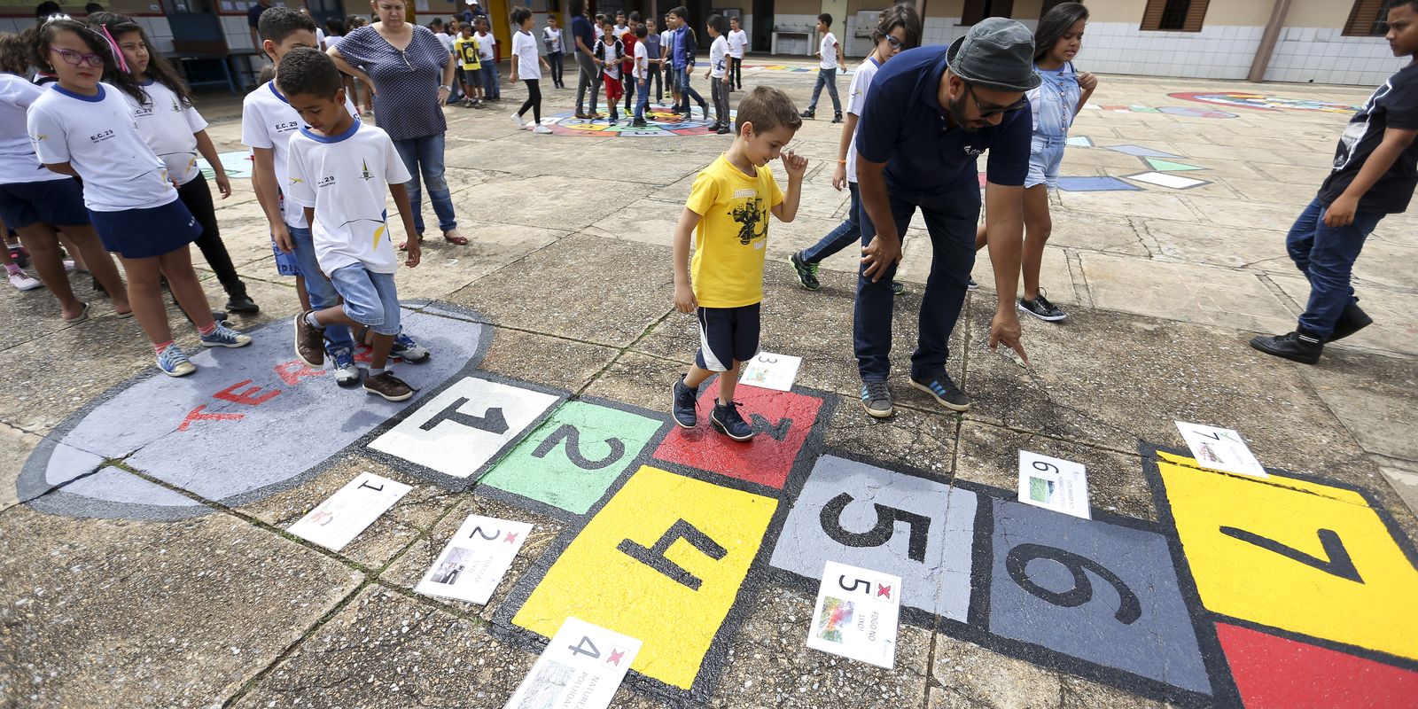 Copa do Mundo Feminina de 2027 altera calendário de férias escolares no Brasil