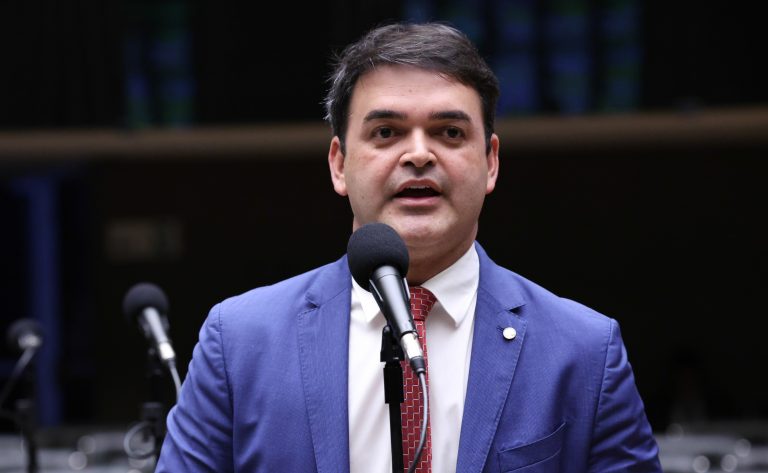 Projeto de lei propõe bloqueio imediato de bens em casos de fraude financeira