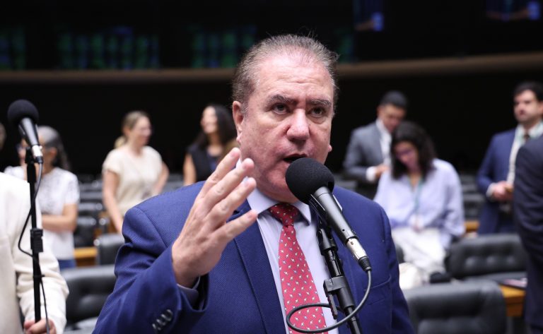 Câmara dos Deputados analisa projeto de subvenção federal para seguro contra catástrofes naturais