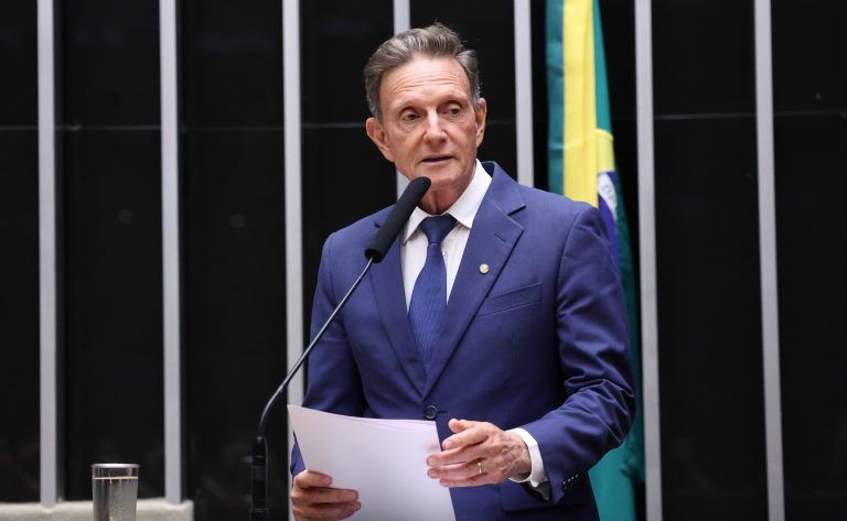 Projeto de lei busca reforçar a proteção de crianças e adolescentes contra a negligência parental