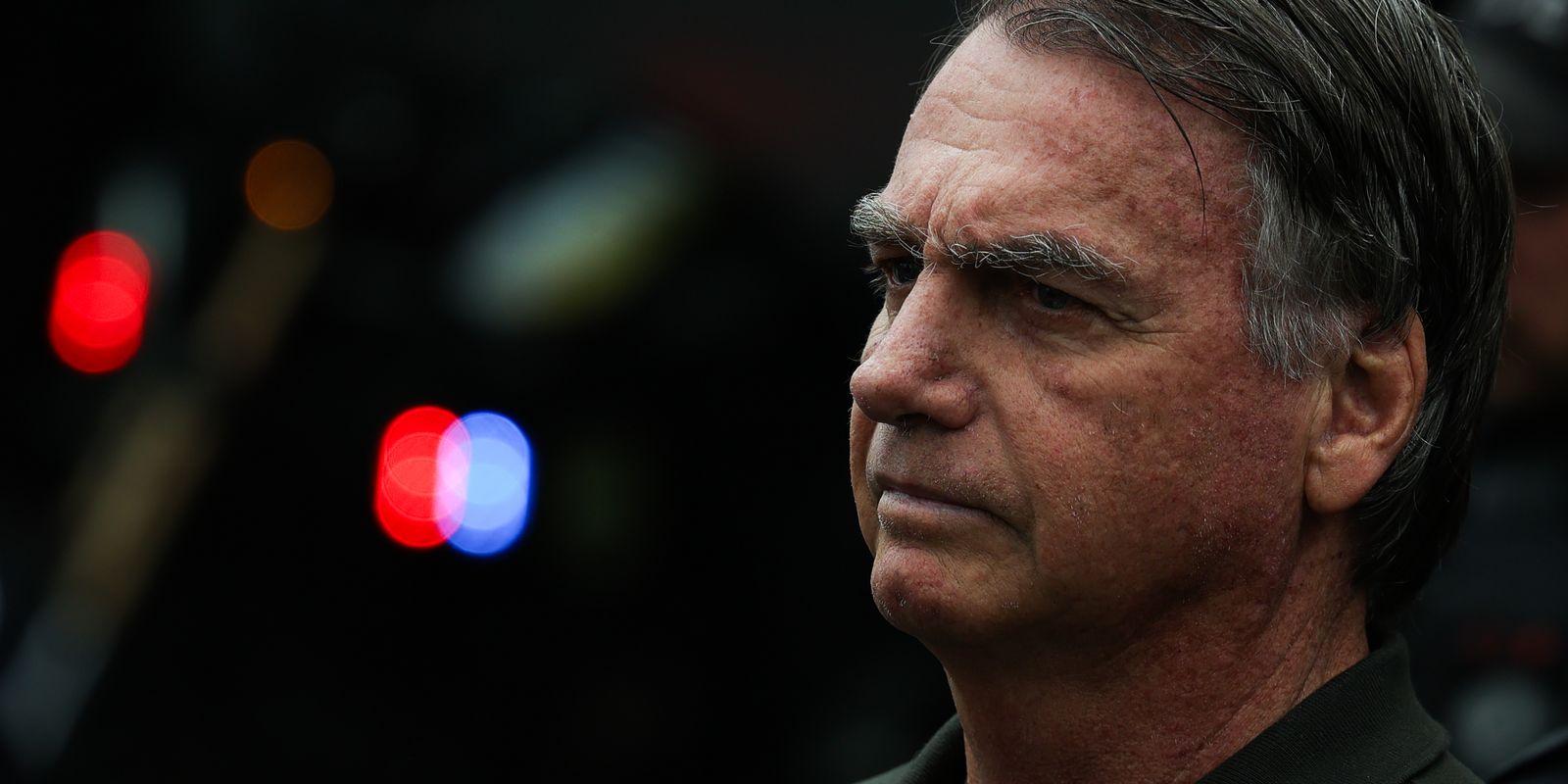 Jair Bolsonaro solicita autorização ao STF para ir a consulta com nora dentista