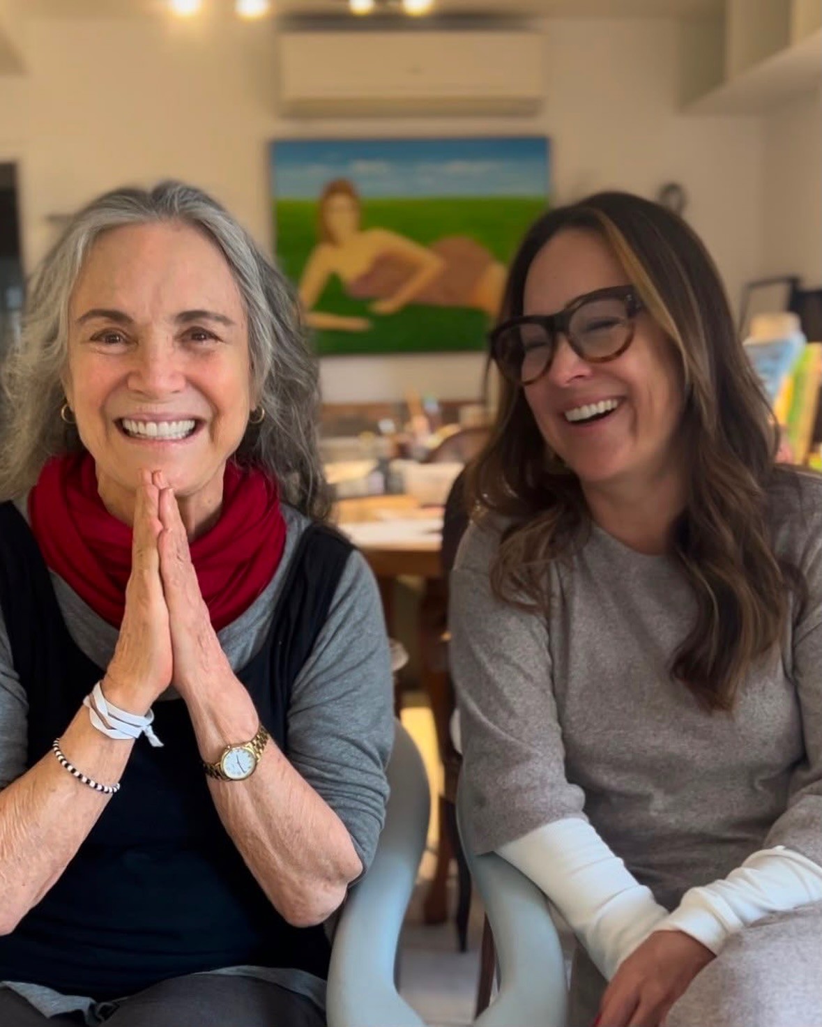 Regina e Gabriela Duarte celebram retorno aos palcos como mãe e filha