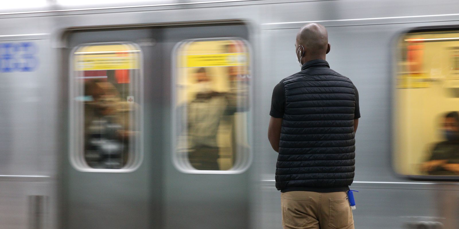 Greve na CPTM afeta três linhas de trens e altera o trânsito na capital paulista
