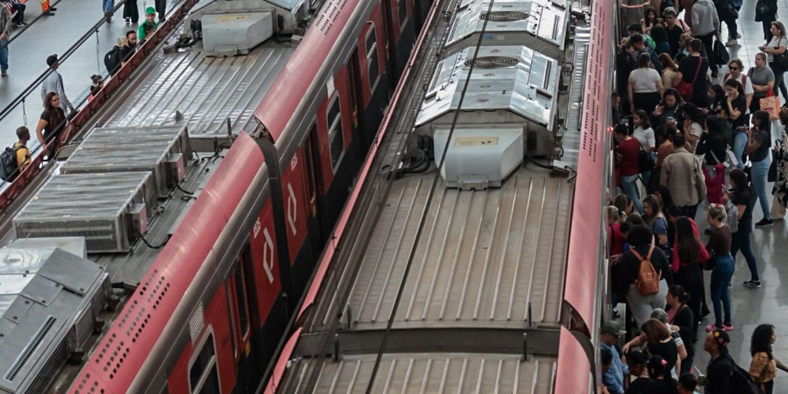 Greve na CPTM afeta linhas 11, 12 e 13 contra privatização do serviço