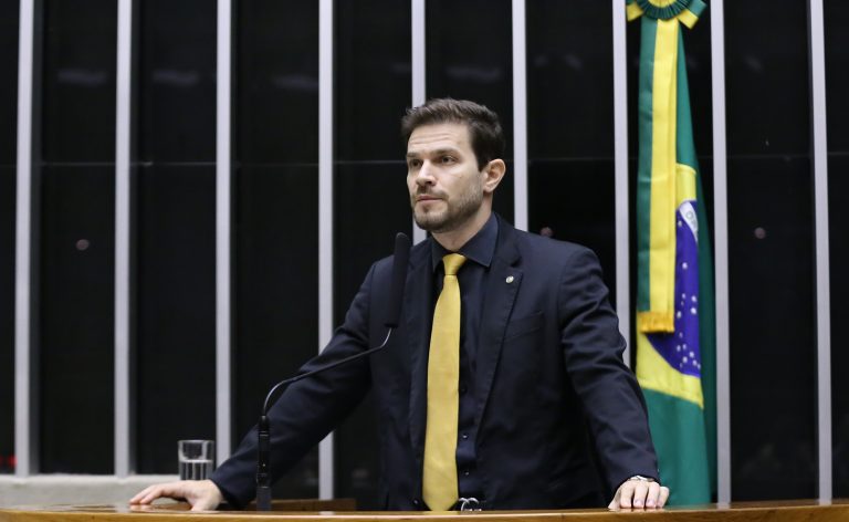 Câmara aprova reeducação de agressores em casos de violência doméstica