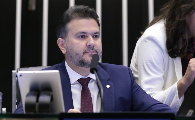 Comissão da Câmara aprova isenção de impostos para tecnologia assistiva
