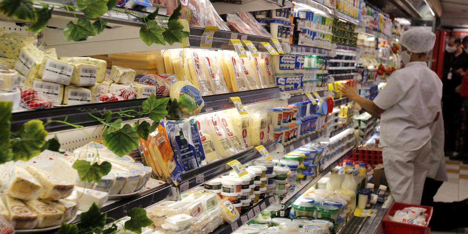 Recuo na energia e alimentos gera deflação do IPCA de -0,32% em agosto