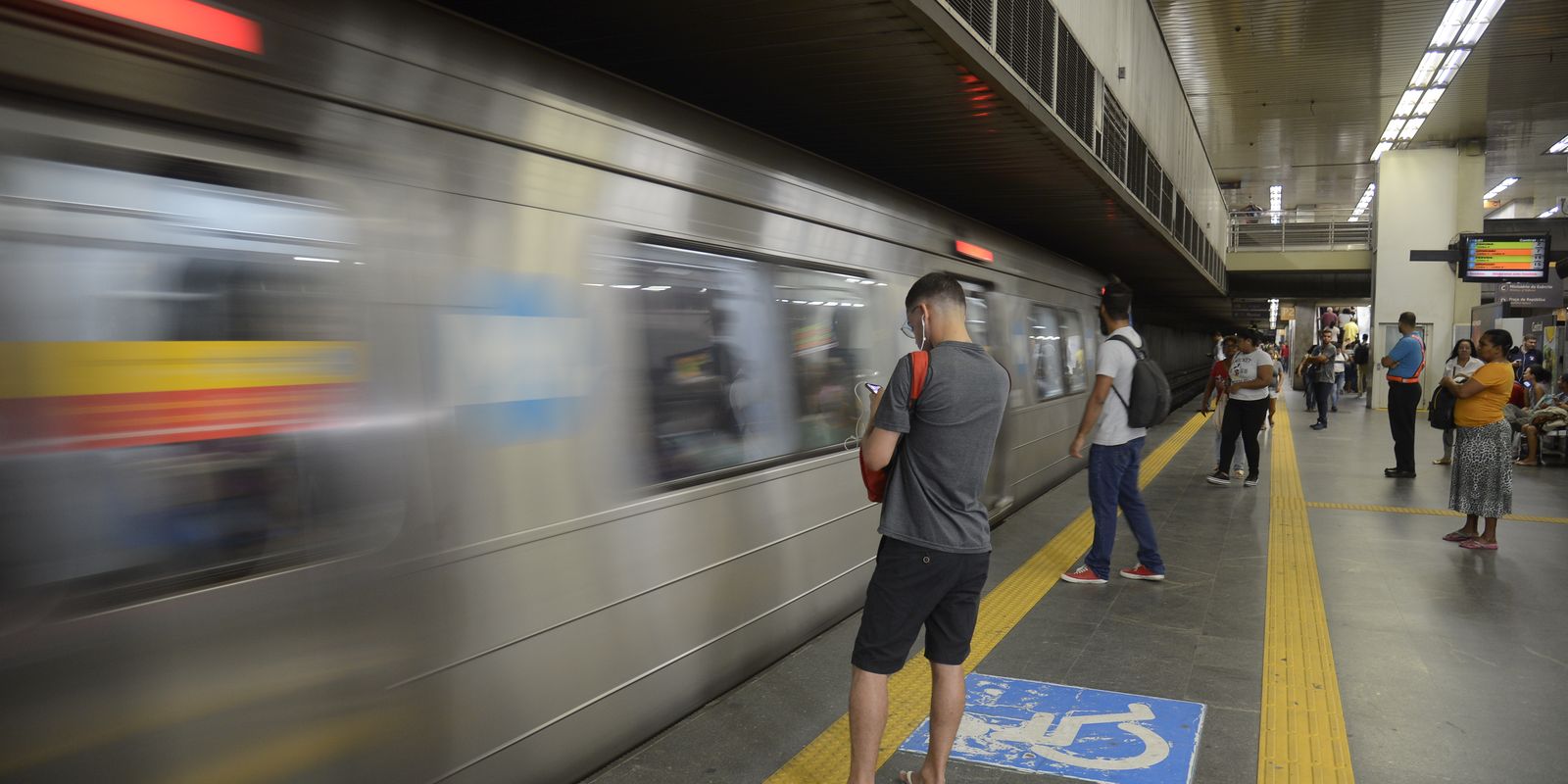 Veja como vai funcionar o transporte no Rock in Rio com trens e metrô 24 horas