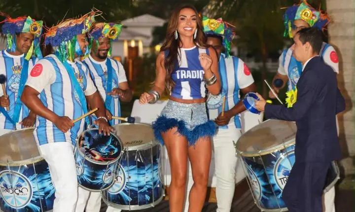Escola de samba Tradição desiste de enredo e curte críticas a Nicole Bahls