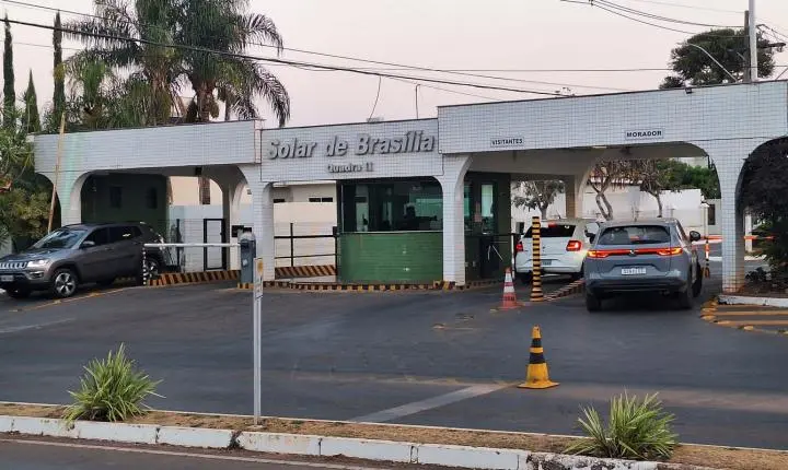 Jair Bolsonaro solicita liberação de visitas em prisão domiciliar ao STF