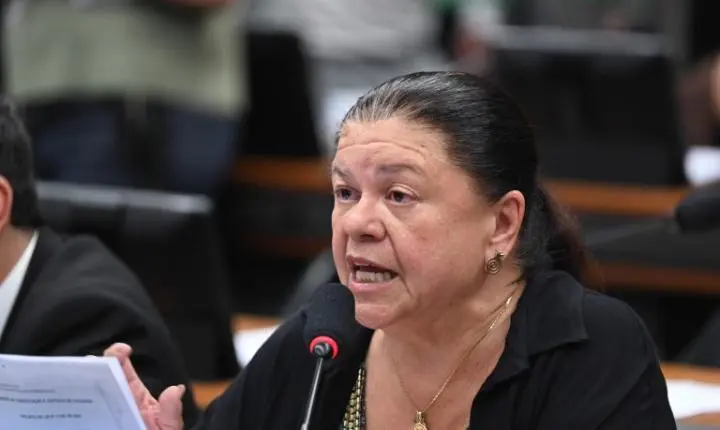 Comissão aprova projeto de lei para desembarque noturno seguro de passageiros