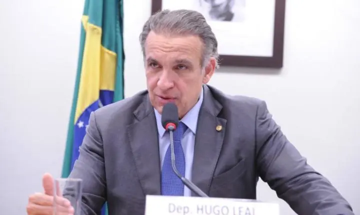 CCJ aprova tolerância de 15 minutos em estacionamento rotativo