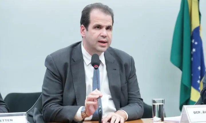 CCJ aprova projeto sobre desembarque fora do ponto para grupos vulneráveis