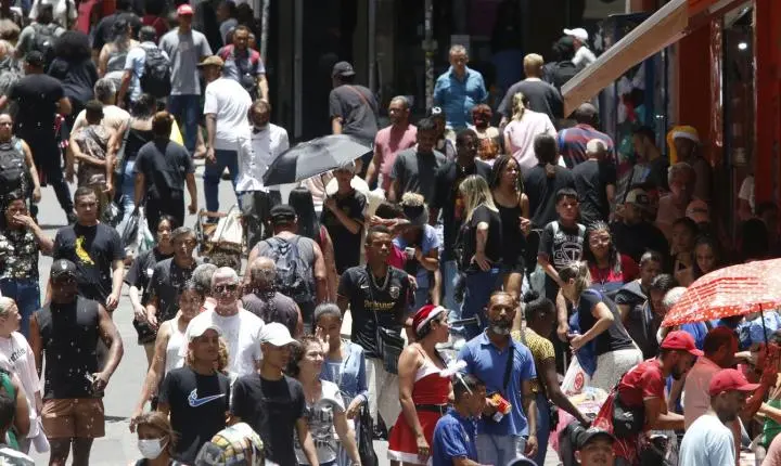 Desenrola Brasil 2.0 tem prazo estendido e consumidores podem renegociar dívidas